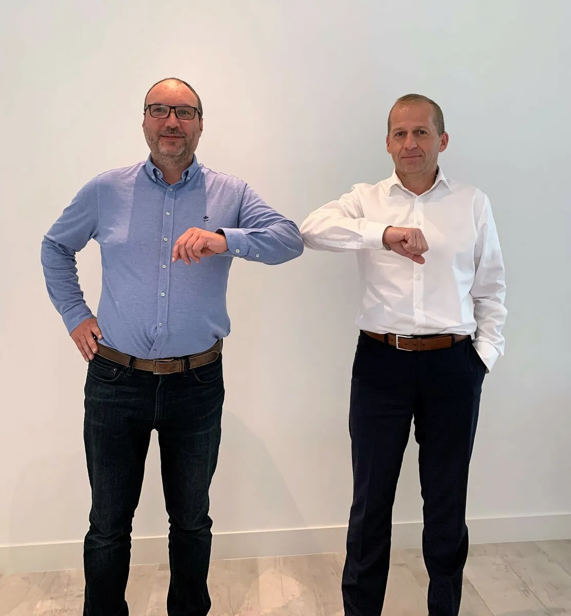 Frank De Weser en Pascal Delannoye bij de overname van DOT SYS door Syntegro